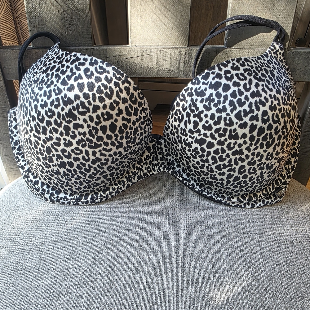 Victoria's Secret Black and White Leopard Bra